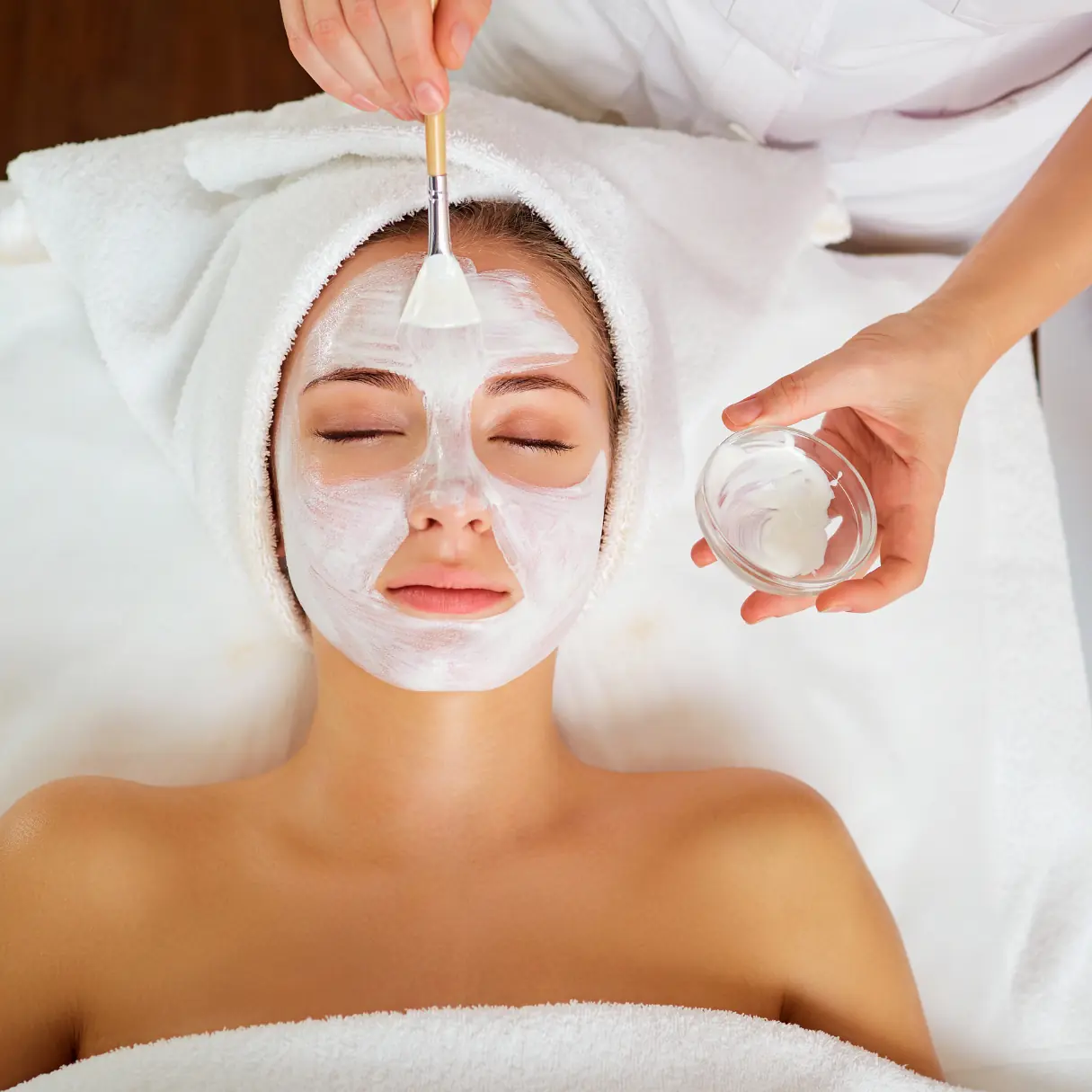 Limpieza facial y masaje relajante a domicilio Valle del Tiétar - Imagen 2