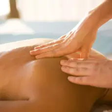 Mejor masaje de relajación a domicilio en Piedralaves para descanso y equilibrio total